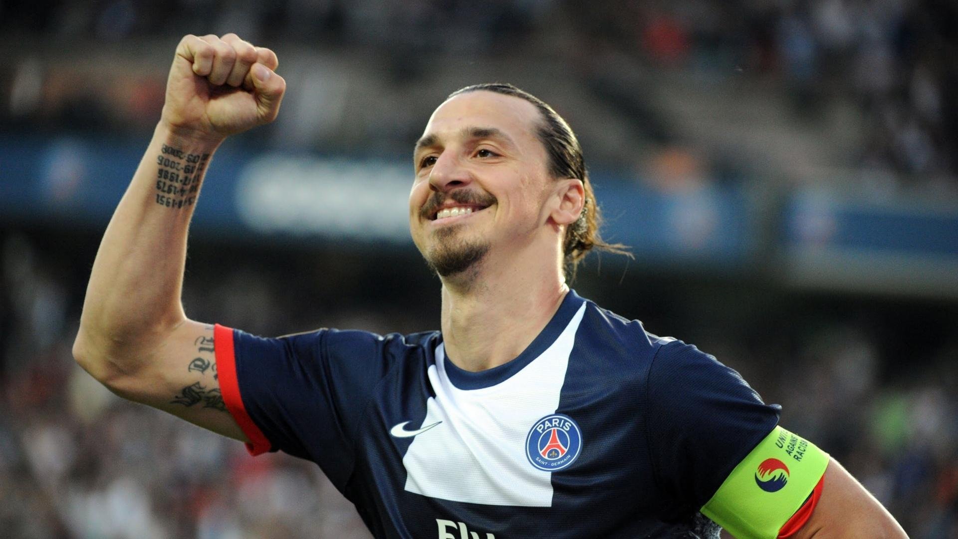 乐鱼app-搏击擂台首次尝试女子双人对抗表演，女子搏击节目